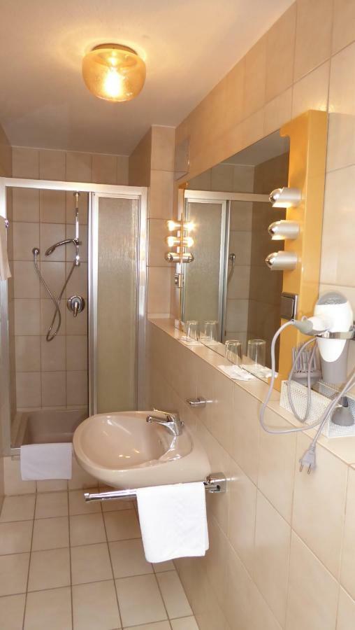 Hotel Haus Rosmarin Schrobenhausen Zewnętrze zdjęcie