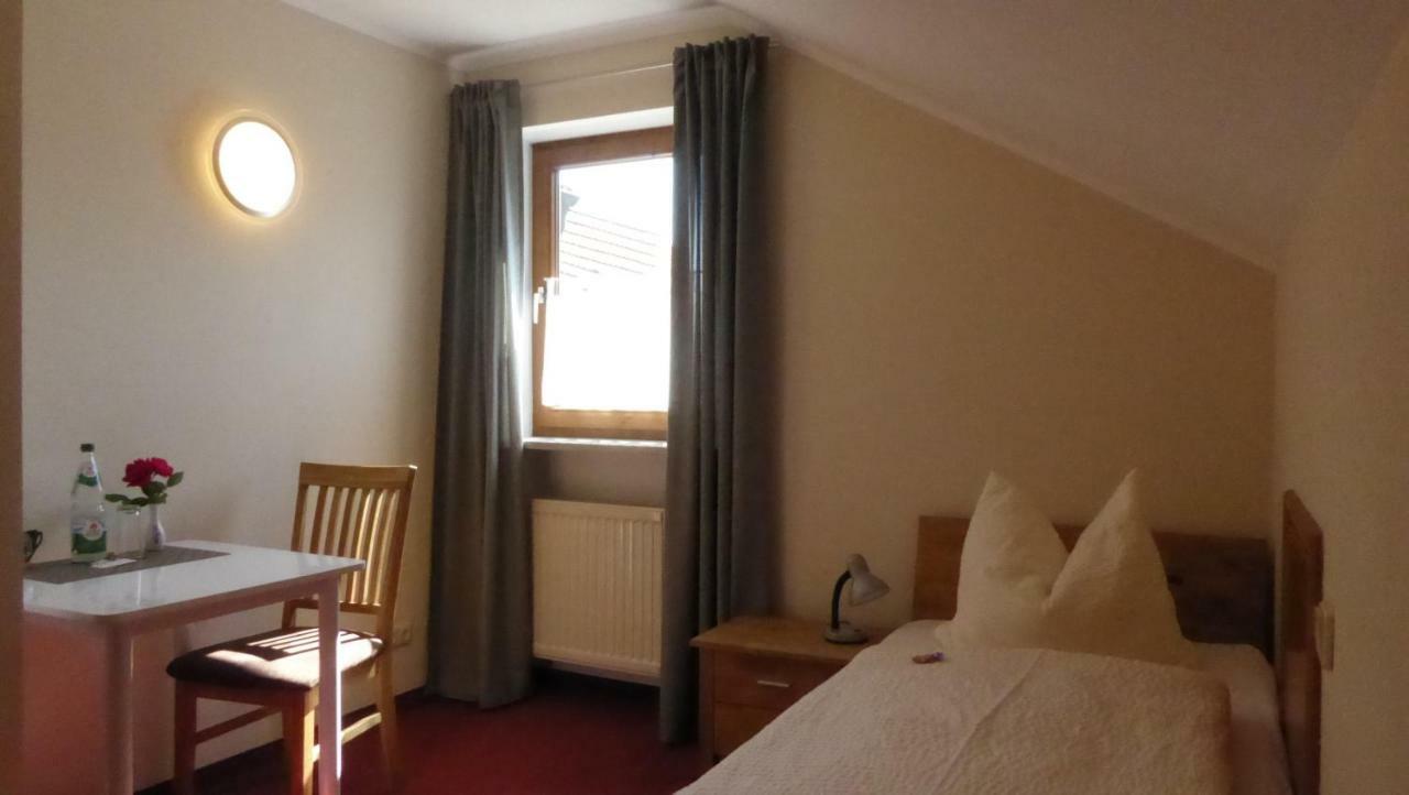 Hotel Haus Rosmarin Schrobenhausen Zewnętrze zdjęcie